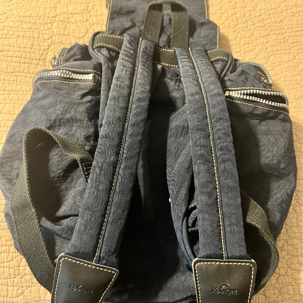 Kipling back pack - Picture 2 of 5